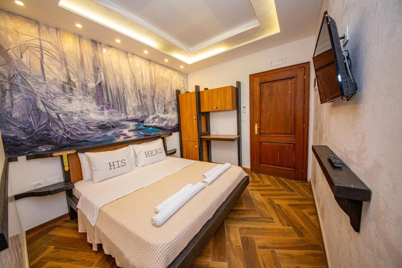 Hotel Legjenda Shkoder Bagian luar foto
