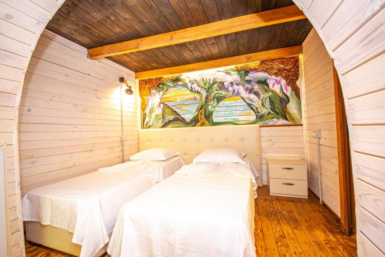 Hotel Legjenda Shkoder Bagian luar foto