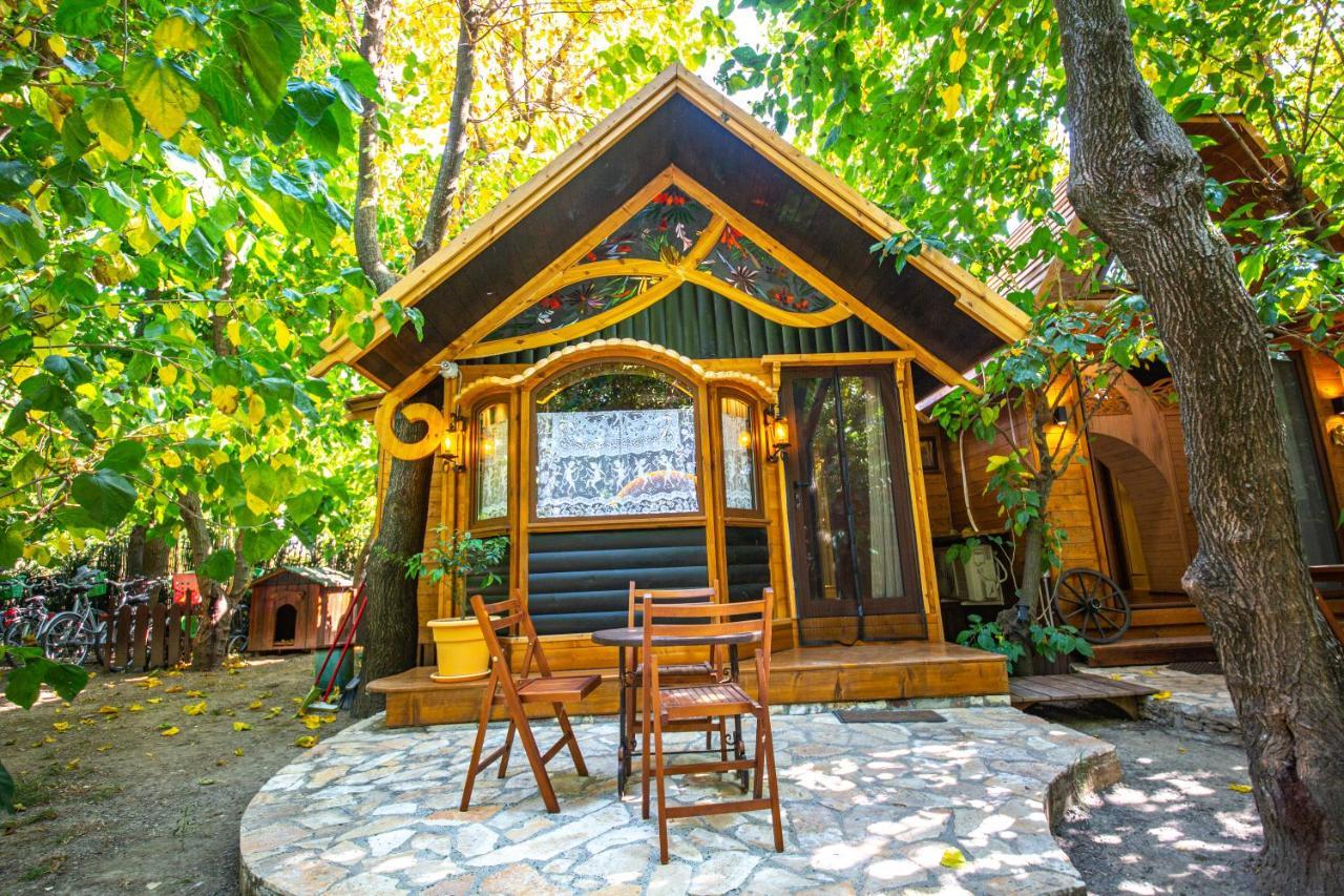 Hotel Legjenda Shkoder Bagian luar foto