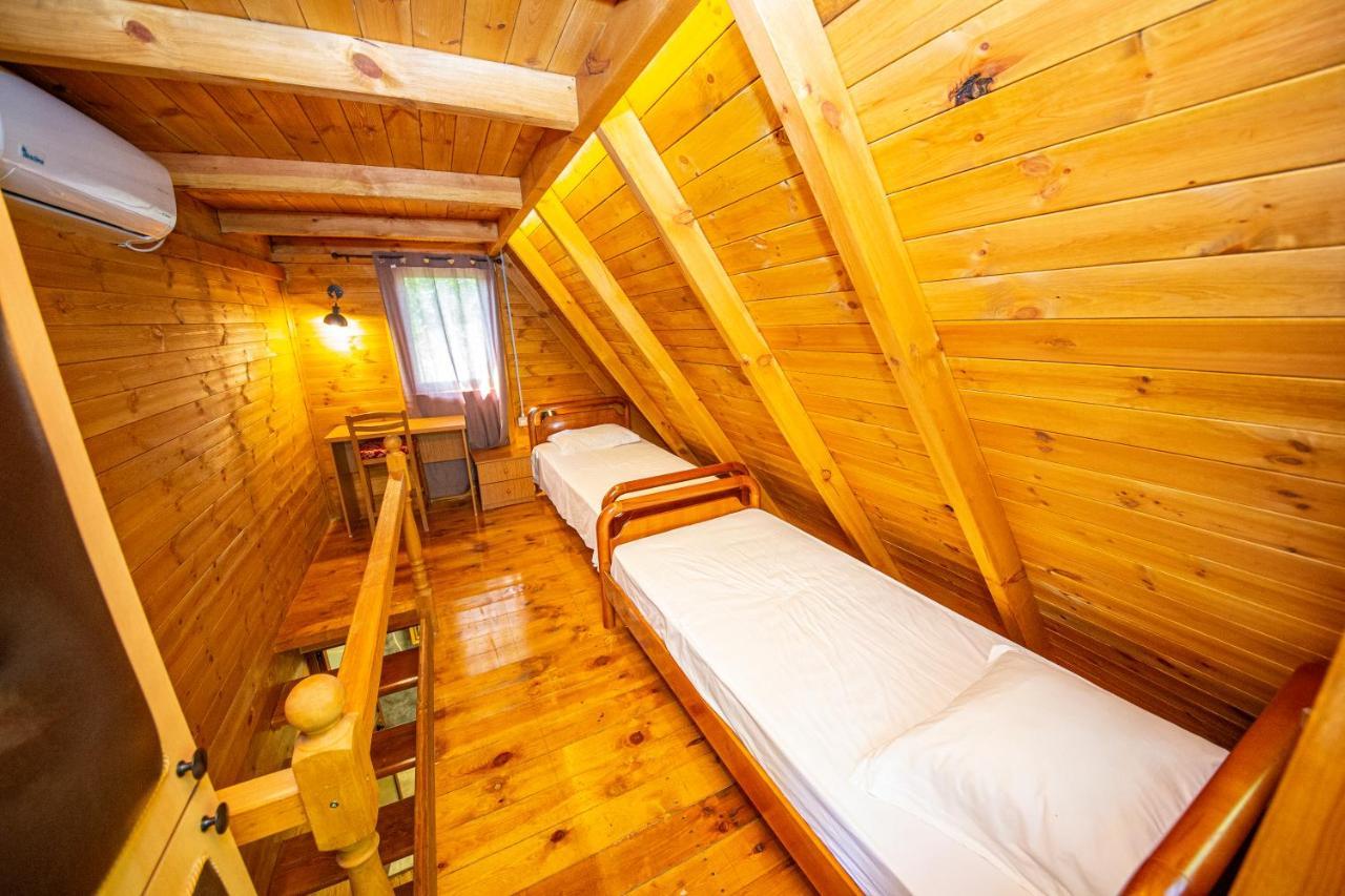 Hotel Legjenda Shkoder Bagian luar foto